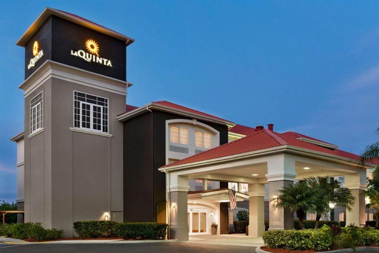 Comfort Inn & Suites Port Charlotte-Punta Gorda Εξωτερικό φωτογραφία